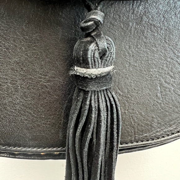 Chloe Hudson Small Shoulder Bag - Picture 7 of 9